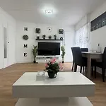 A La Gare Du Havre *